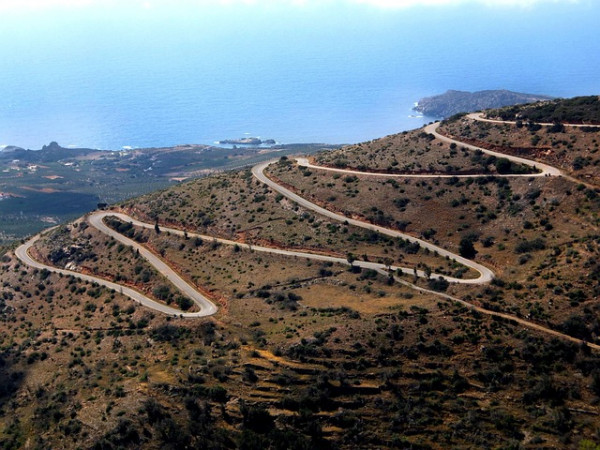 serpentines-1719656_640